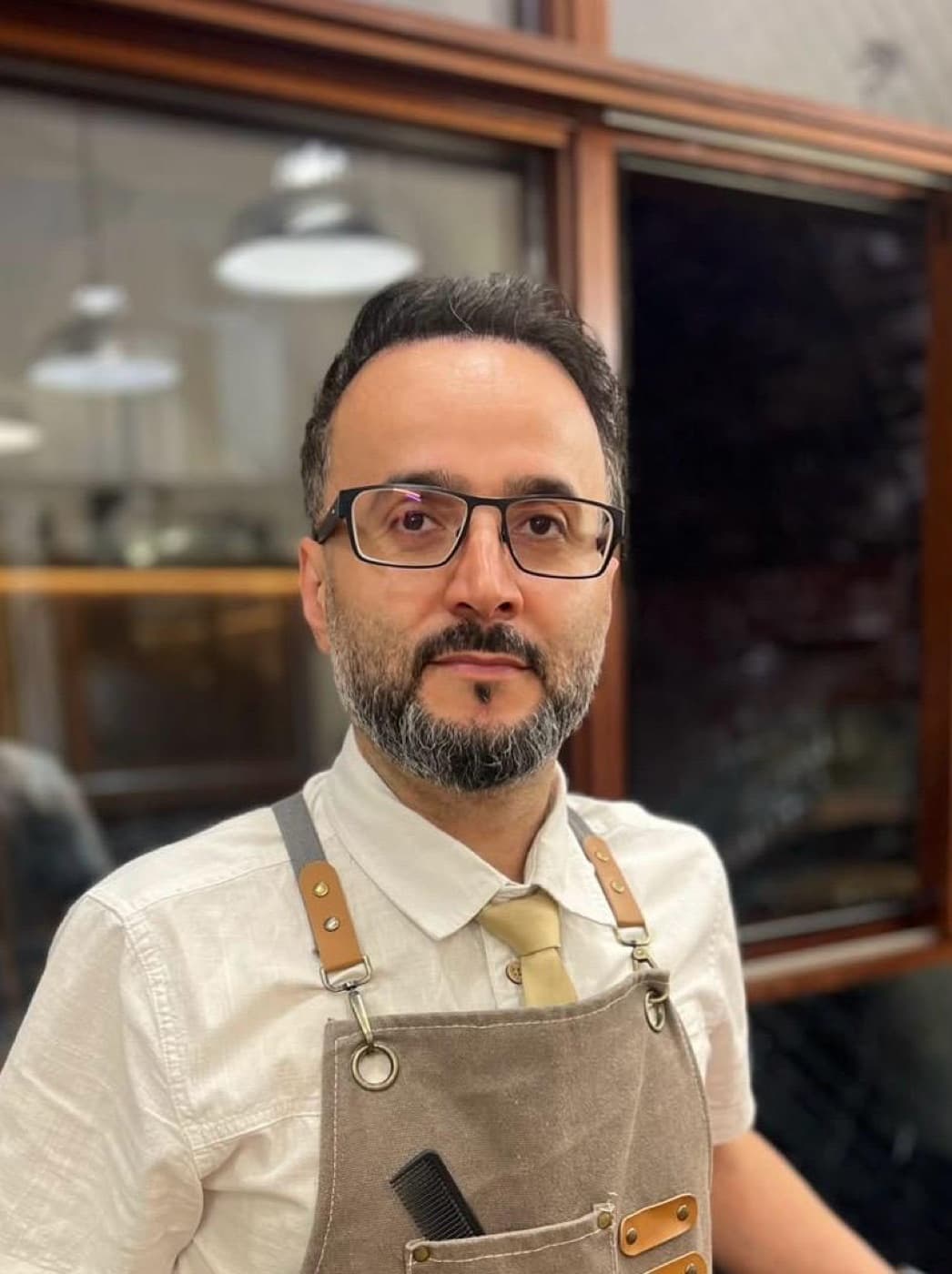 Ramin, Barber